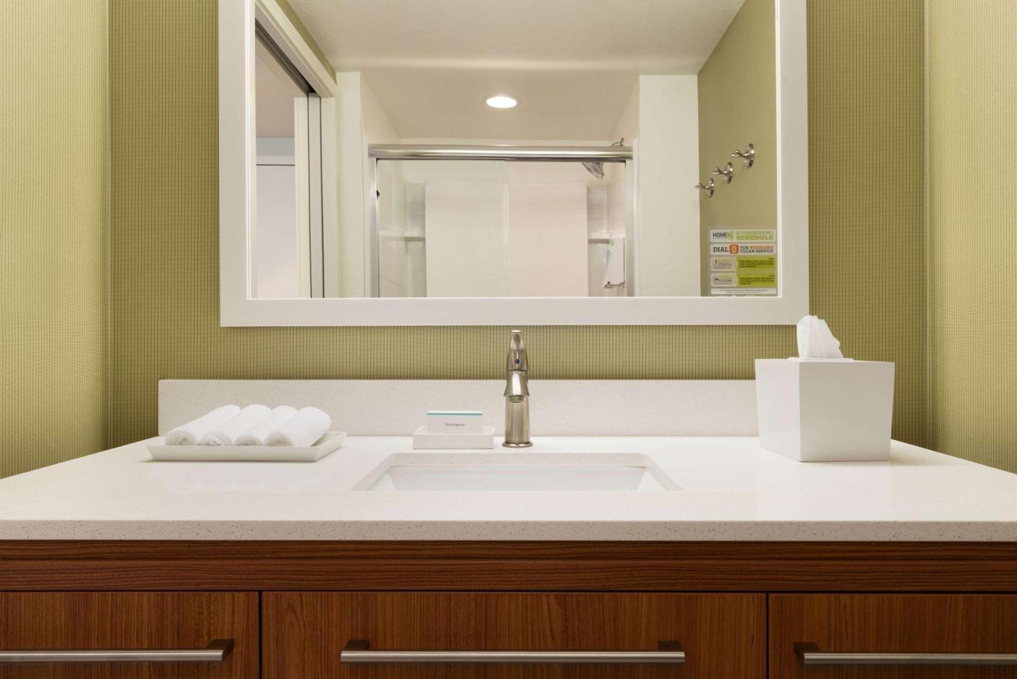 Home2 Suites By Hilton Milwaukee Brookfield Waukesha Eksteriør billede